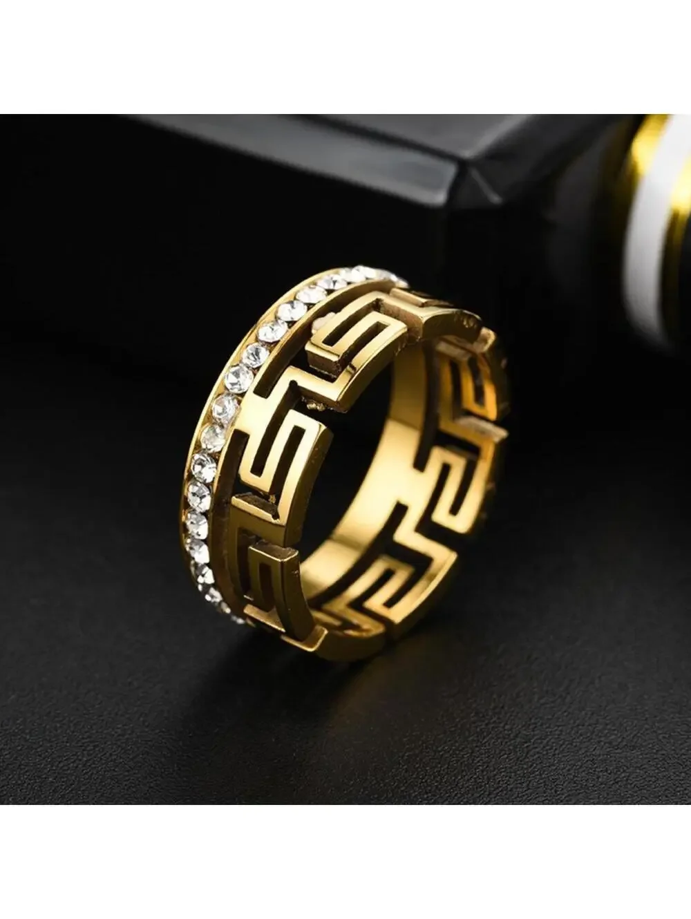 Cutout RING - Gold - CZs - size 9